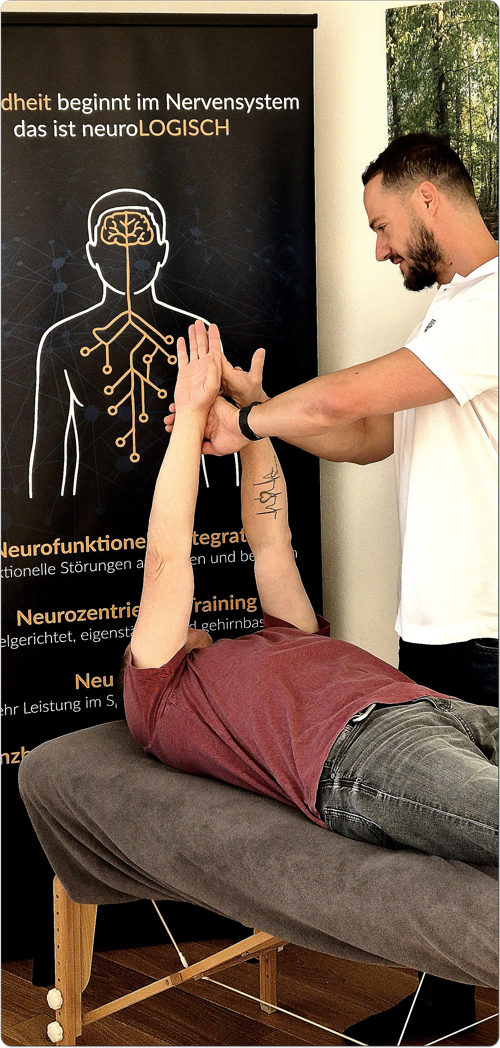 Tino Both bei einer neurofunktionellen Testung